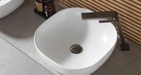 Oxo vodovodná batéria veľká s výpusťou titánová kartáčovaná